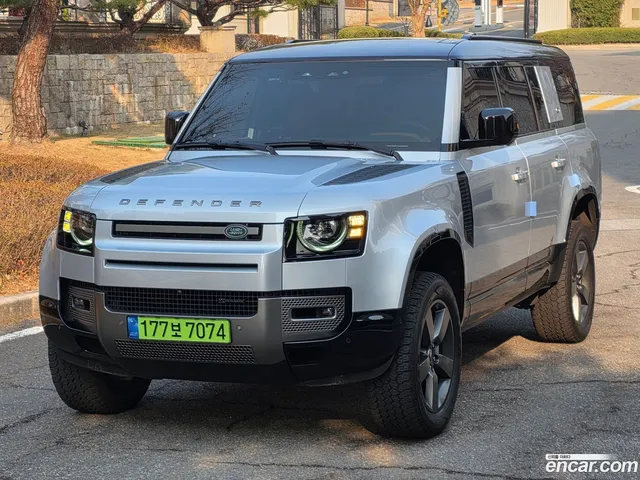Land Rover (L663) 130 P400 X- HSE — миниатюра 1