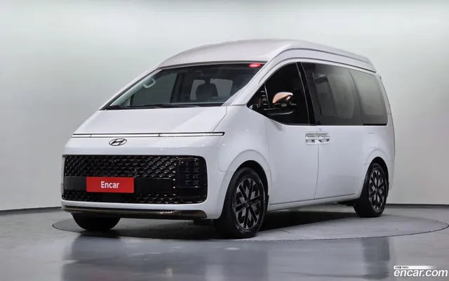 Hyundai Staria 4WD 7 — миниатюра 1