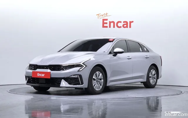 Kia K5 Hybrid — миниатюра 1