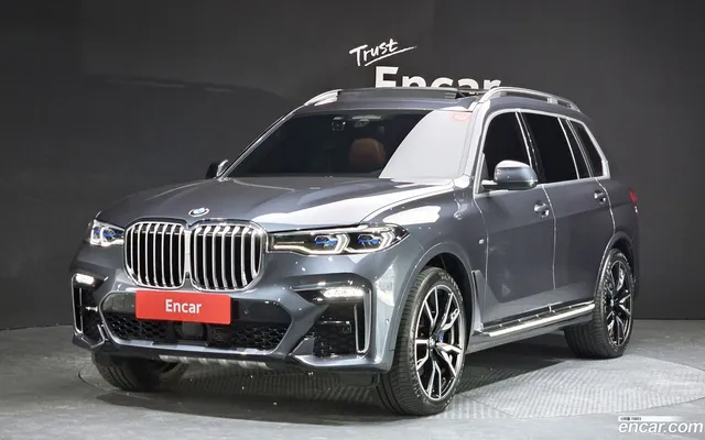 BMW X7 (G07) xDrive 40i M 6 — миниатюра 1