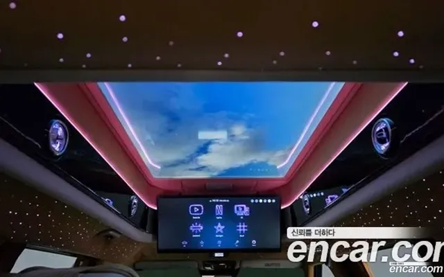 Kia Carnival 9 () — миниатюра 1