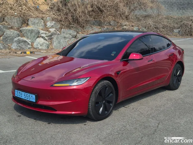 Tesla Model 3 AWD — миниатюра 1