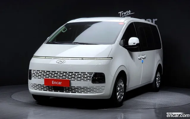Hyundai Staria L3.5 5 — миниатюра 1