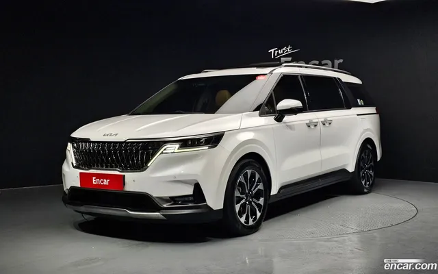 Kia Carnival 9 — миниатюра 1