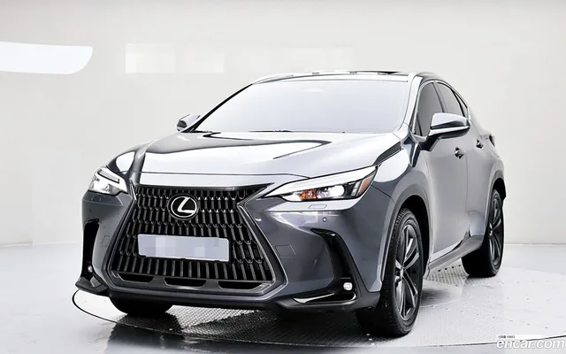 Lexus NX350h 2 — миниатюра 1