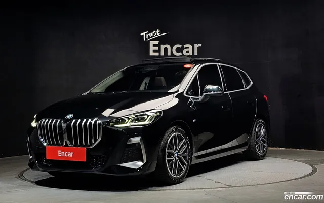 BMW 2 (U06) 220i M — миниатюра 1