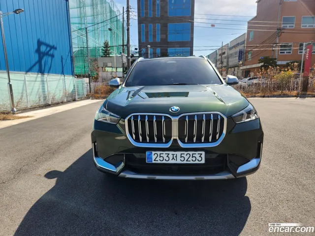 BMW X1 (U11) sDrive 20i xLine — миниатюра 1