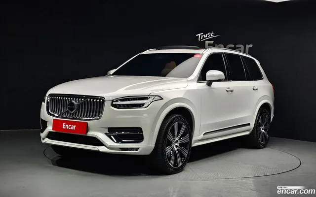 Volvo XC90 B6 — миниатюра 1