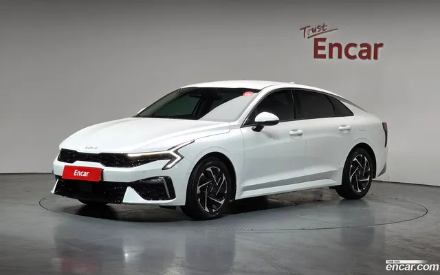 Kia K5 Hybrid — миниатюра 1