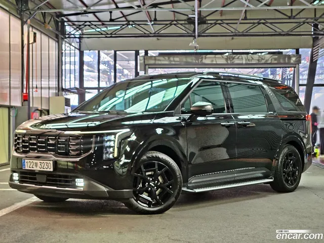 Kia Carnival 9 — миниатюра 1