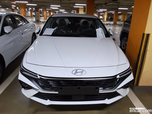 Hyundai Avante CN7 1.6 — миниатюра 1