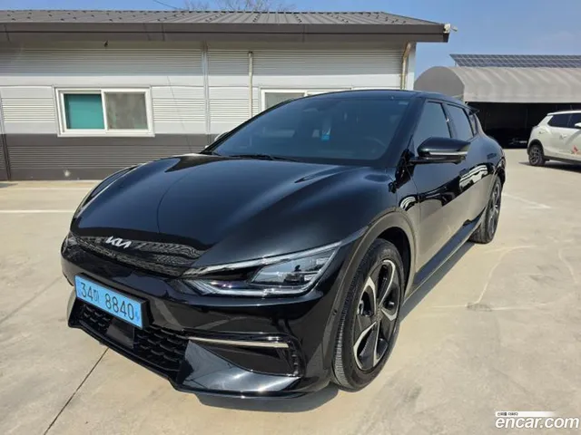 Kia EV6 4WD — миниатюра 1