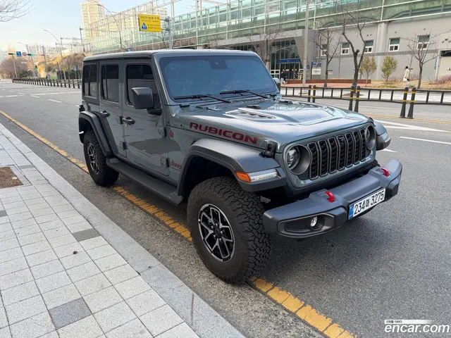 Jeep Wrangler (JL) 2.0 4 — миниатюра 1