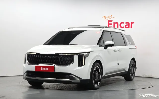 Kia Carnival 7 — миниатюра 1