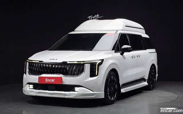 Kia Carnival 7 — миниатюра 1