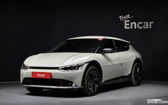 Kia EV6 — миниатюра 1