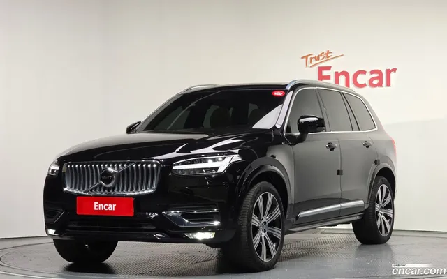 Volvo XC90 T6 — миниатюра 1