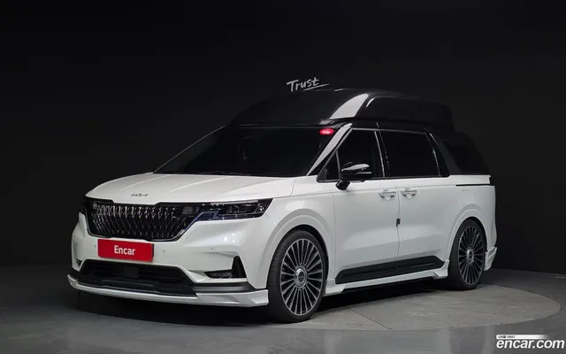 Kia Carnival 9 () — миниатюра 1