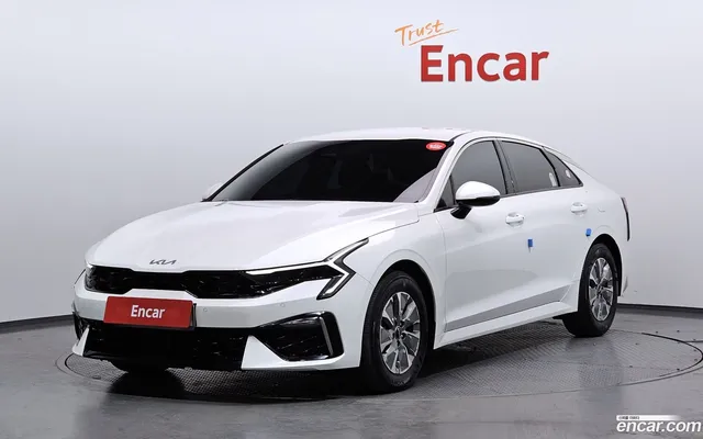 Kia K5 Hybrid — миниатюра 1