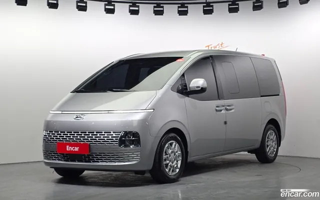 Hyundai Staria L3.5 5 — миниатюра 1