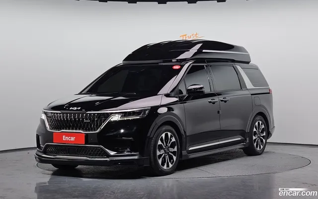 Kia Carnival 9 () — миниатюра 1