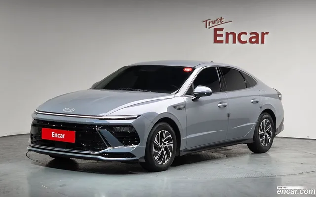 Hyundai (DN8) — миниатюра 1