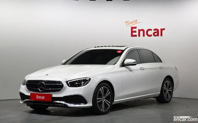 Mercedes-Benz E-Class (W213) E250 — миниатюра 1