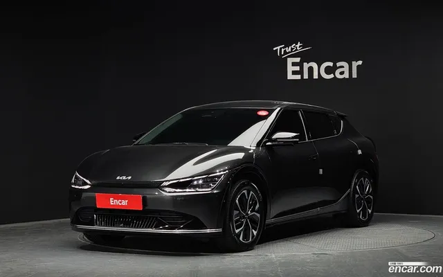 Kia EV6 4WD — миниатюра 1