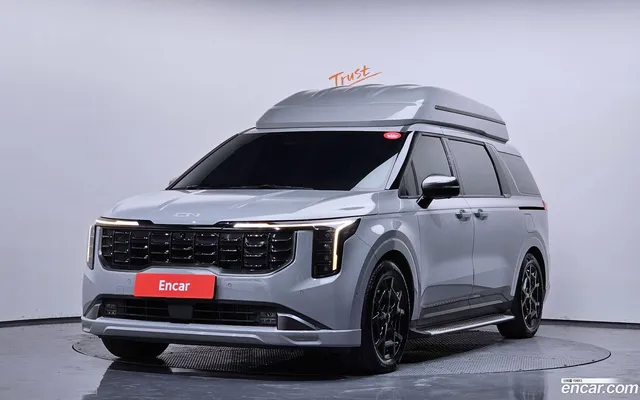 Kia Carnival 9 () — миниатюра 1