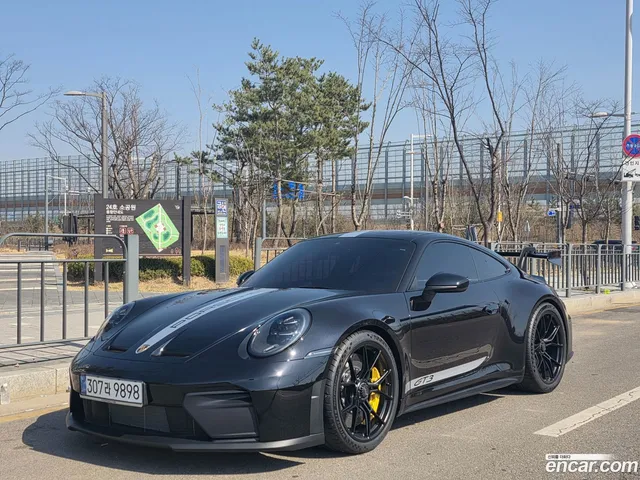 Porsche 911 (992) GT3 — миниатюра 1