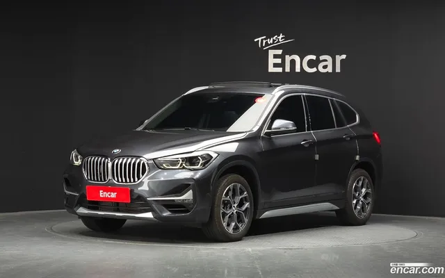 BMW X1 (F48) xDrive 20i xLine — миниатюра 1