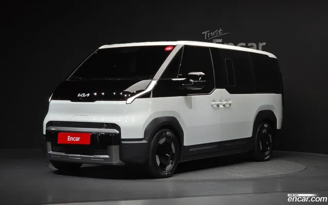 Kia PV5 — миниатюра 1