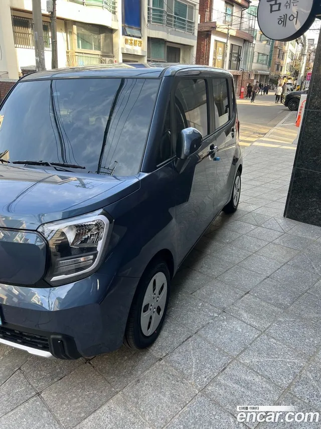 Kia EV — миниатюра 1