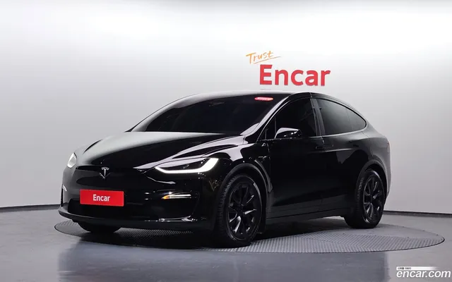 Tesla Model X AWD — миниатюра 1