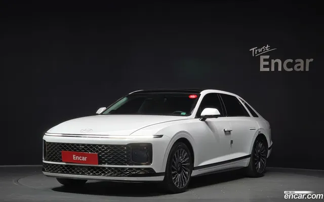 Hyundai Grandeur Hybrid (GN7) — миниатюра 1