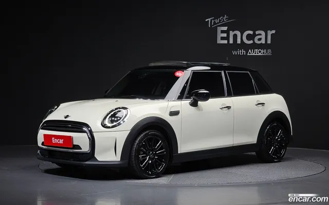 MINI Cooper 5 — миниатюра 1