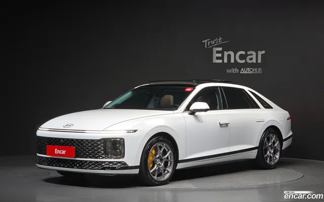 Hyundai Grandeur Hybrid (GN7) — миниатюра 1