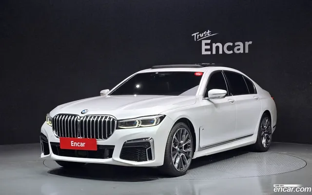 BMW 7 Series (G11) 730Ld xDrive M — миниатюра 1