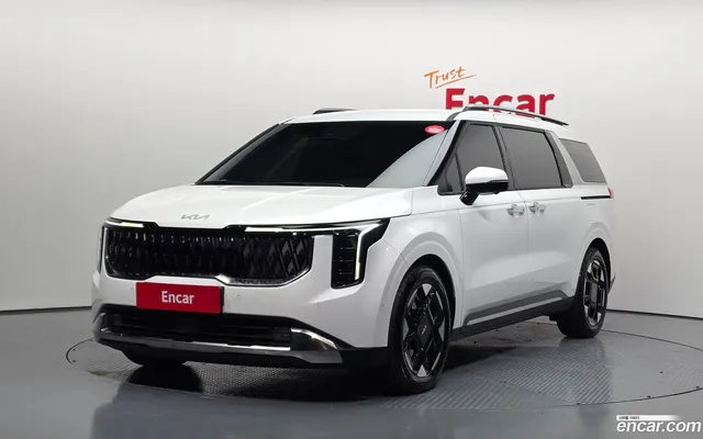 Kia Carnival 7 — миниатюра 1