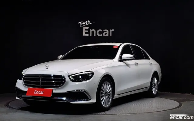 Mercedes-Benz E-Class (W213) E250 — миниатюра 1