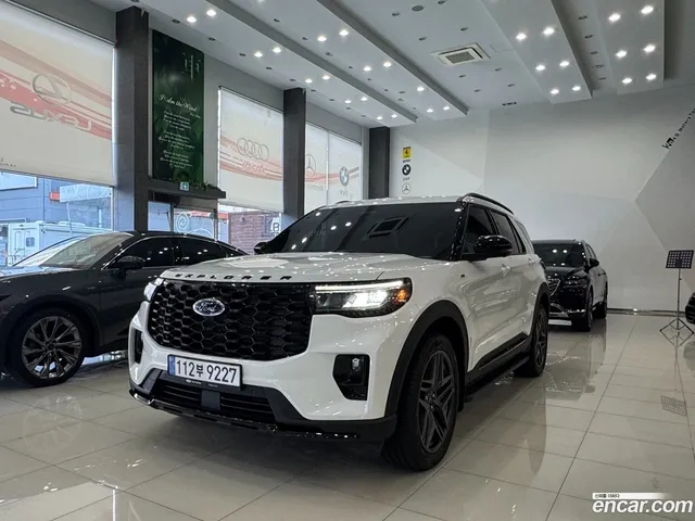 Ford Explorer 2.3 ST- 4WD — миниатюра 1