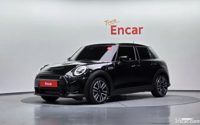 MINI Cooper S 5 — миниатюра 1