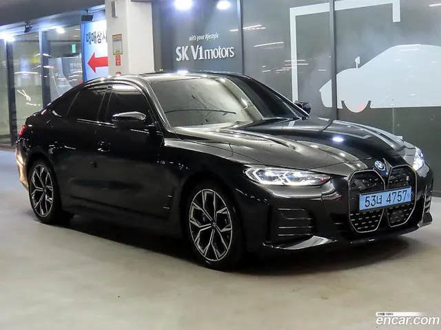 BMW i4 eDrive40 M — миниатюра 1
