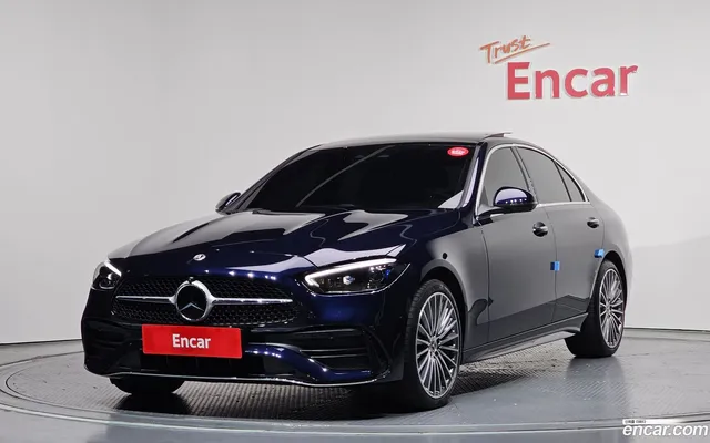 Mercedes-Benz C-Class (W206) C300 AMG Line — миниатюра 1