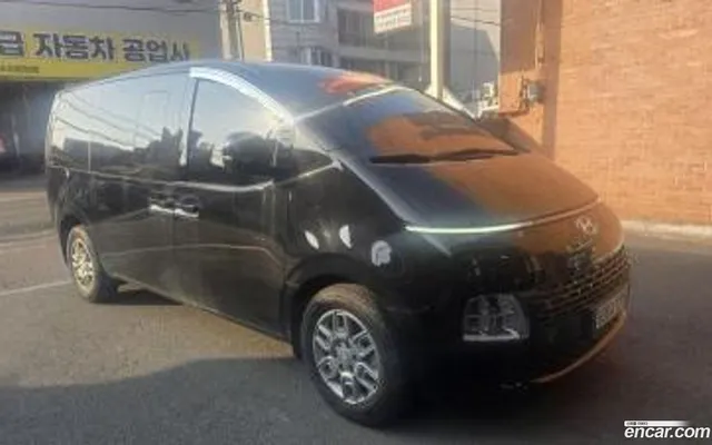 Hyundai Staria L3.5 5 — миниатюра 1