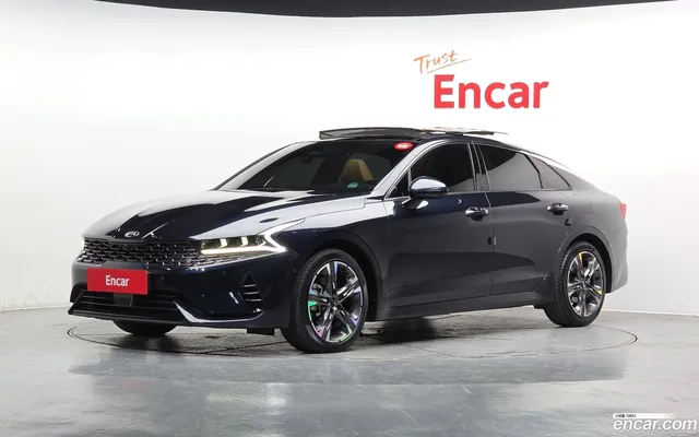 Kia K5 Hybrid — миниатюра 1