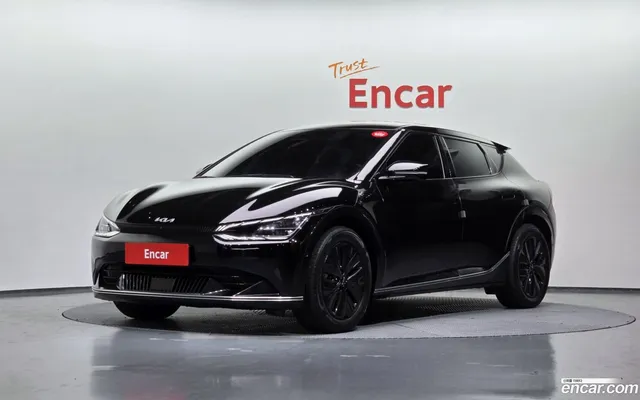 Kia EV6 — миниатюра 1
