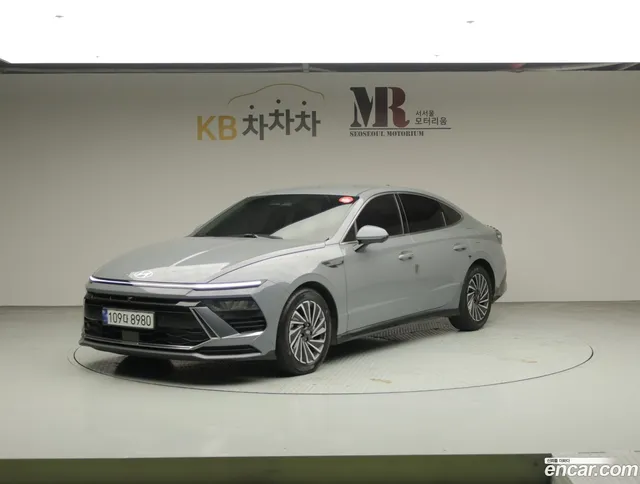 Hyundai (DN8) — миниатюра 1