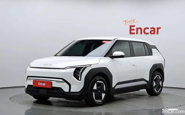 Kia EV3 2WD — миниатюра 1