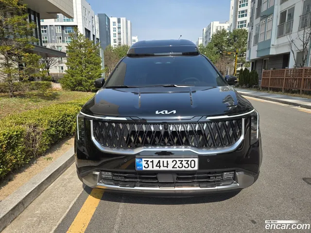 Kia Carnival HEV 9 — миниатюра 1